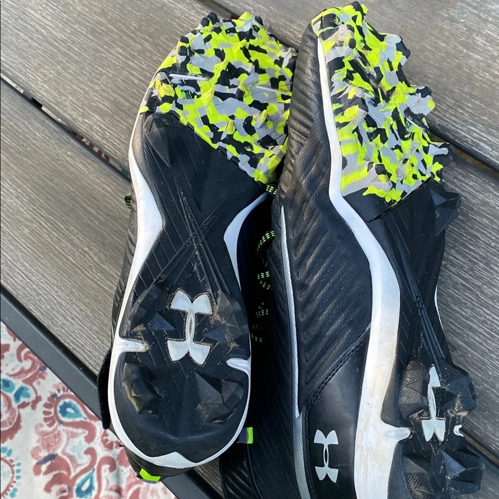 Under Armour Black and Lime High-Top Baseball Cleats Men  Size 12